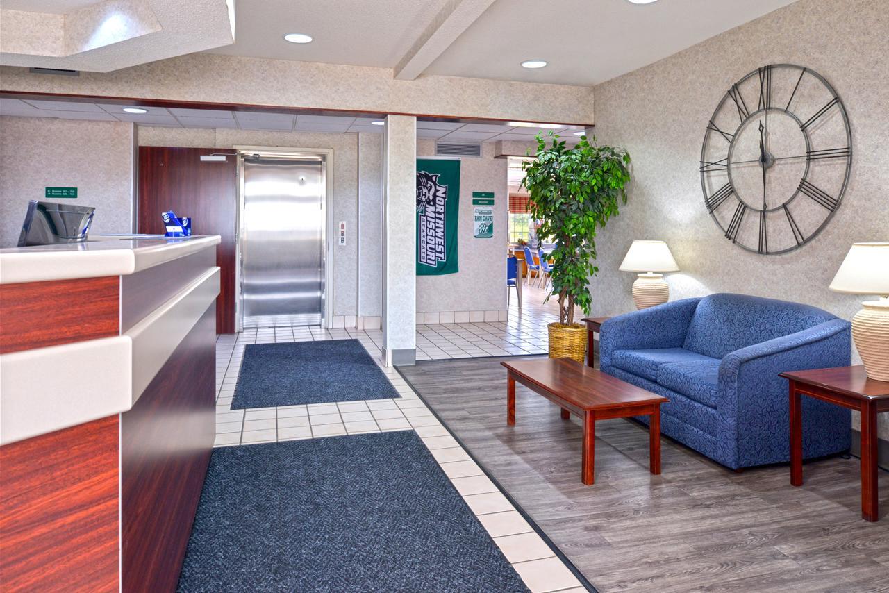 Americas Best Value Inn & Suites Maryville Exterior photo